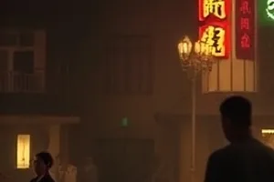 《十六毫米的夏天》封面：露天放映机光束